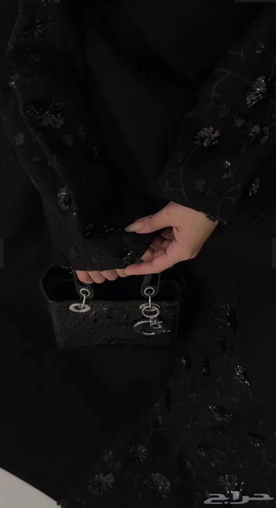 عبايه63045807509505113
