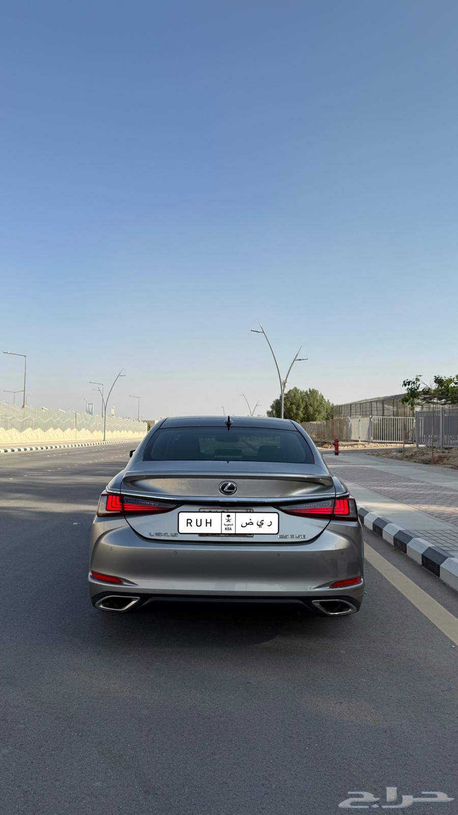 لكزس اي اس 350 es 2023630602360716831126