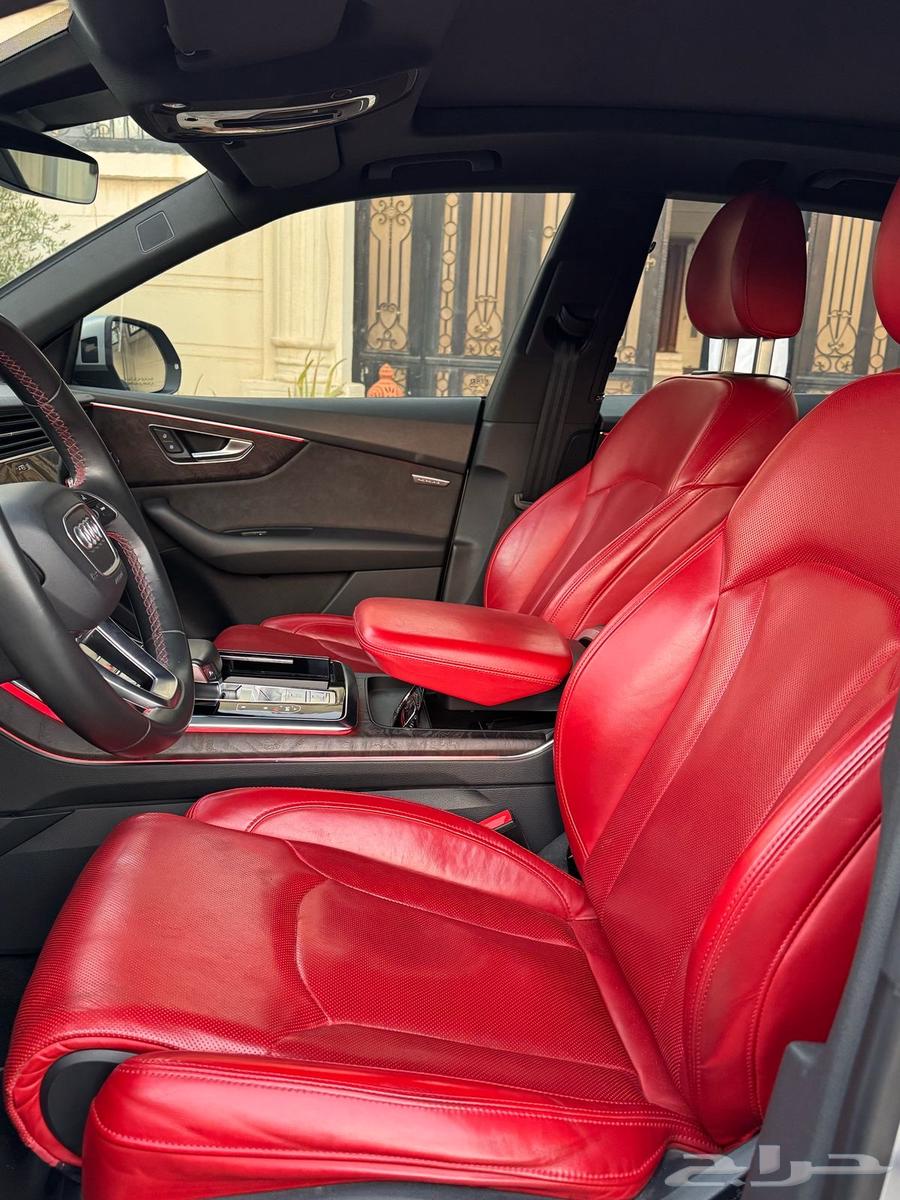 Audi Q8 S Line 201963060210125057113