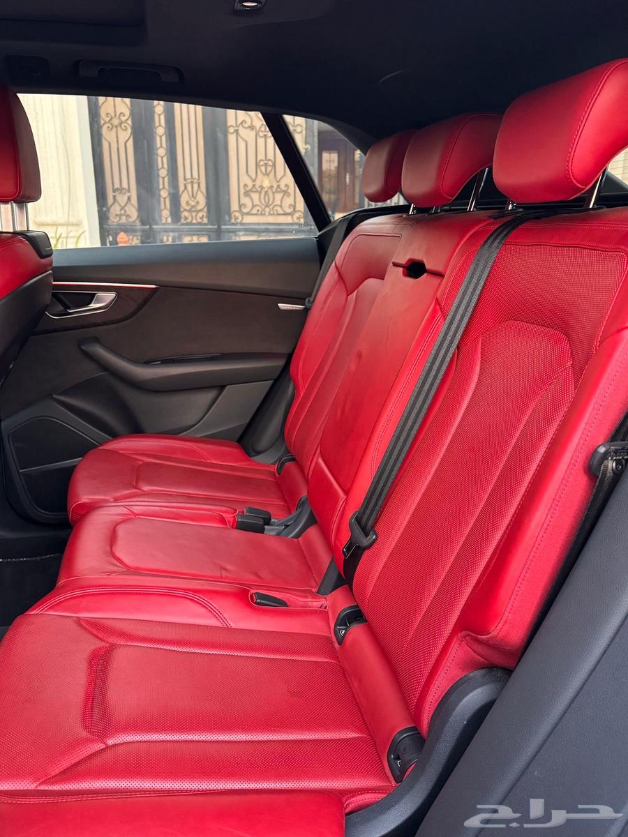 Audi Q8 S Line 201963060210125057112