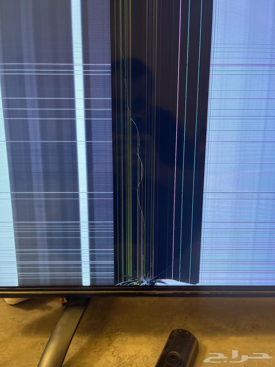 Broken 65-inch screen63057835400449112