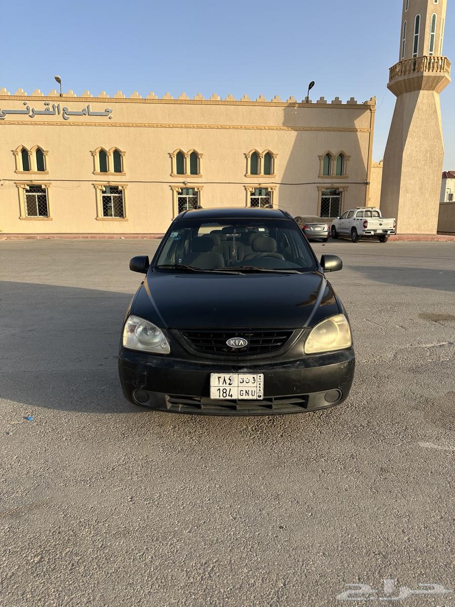 كيا كارنز 2006 لون أسود بحالة جيدة630586641210911120