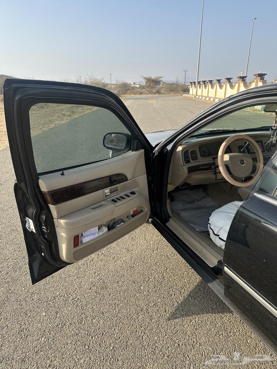 فورد جراند ماركيز للبيع630586311170591117