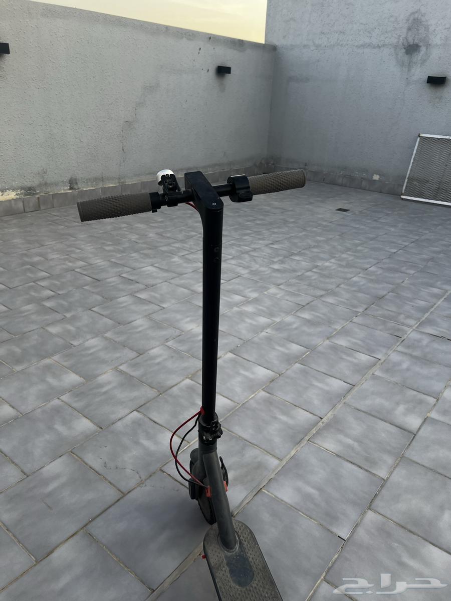 Scooter on the sum63470484261889112