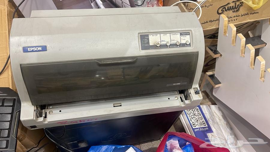 Selling three printers on Soum, the ones that have three of the same shape.63470514640898112