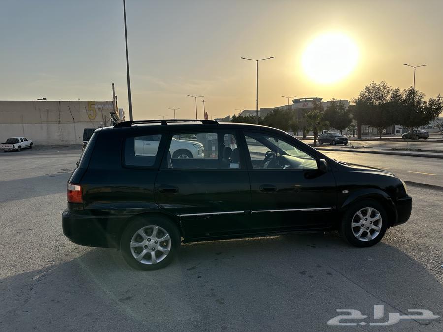 كيا كارنز 2006 لون أسود بحالة جيدة63058664121091114