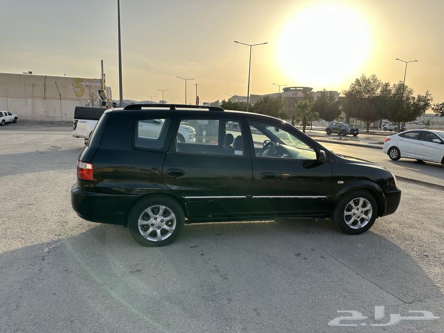 كيا كارنز 2006 لون أسود بحالة جيدة63058664121091113