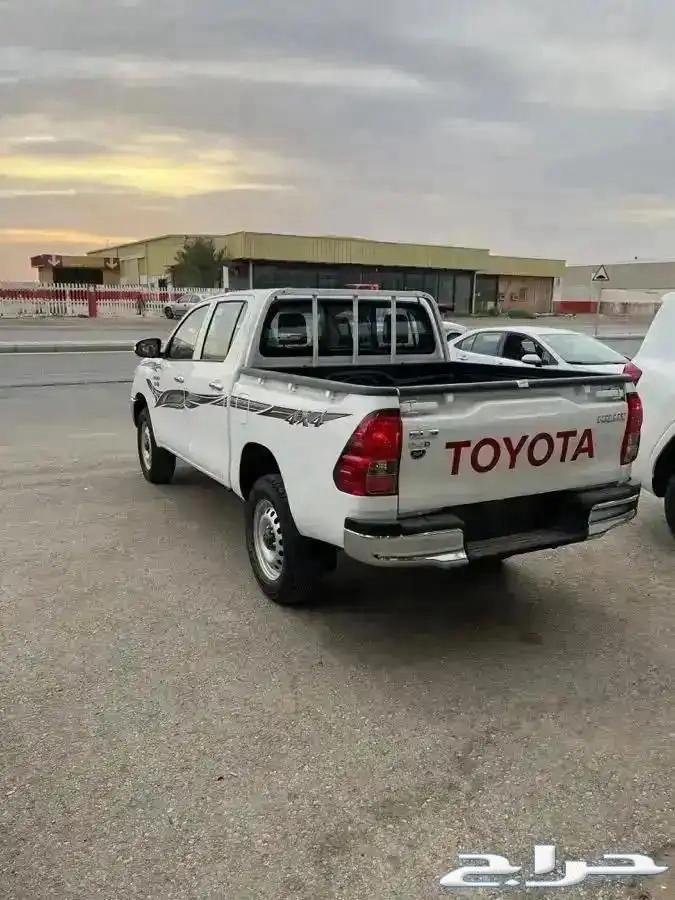 Toyota Hilux 202563062752945921111