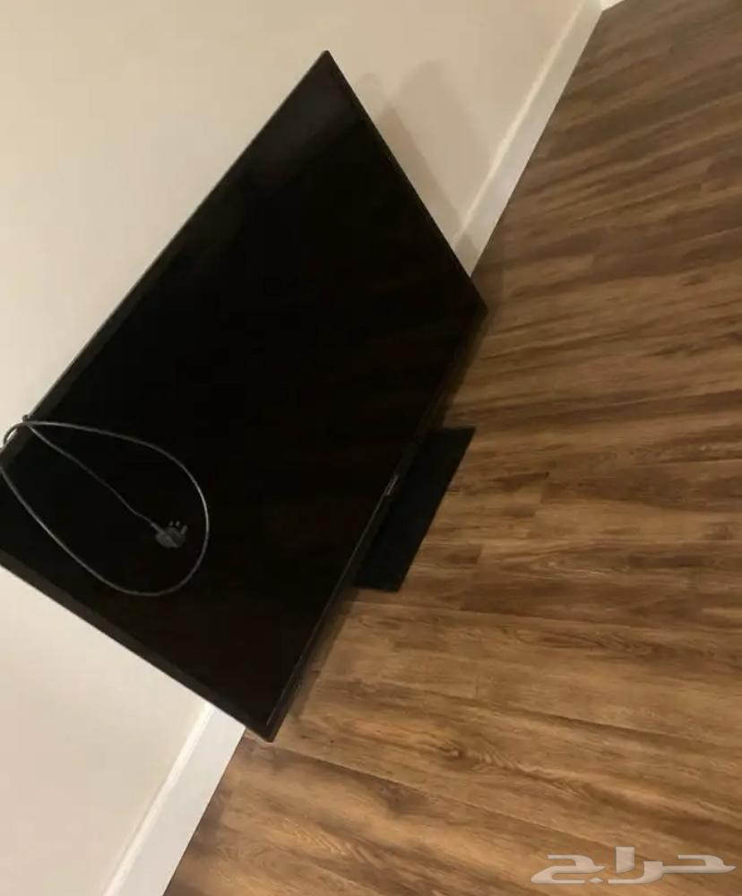 تليفزيون 58 بوصه شغال مافي اي عيب استبدل بجهاز جديد واكبر630411825222411123