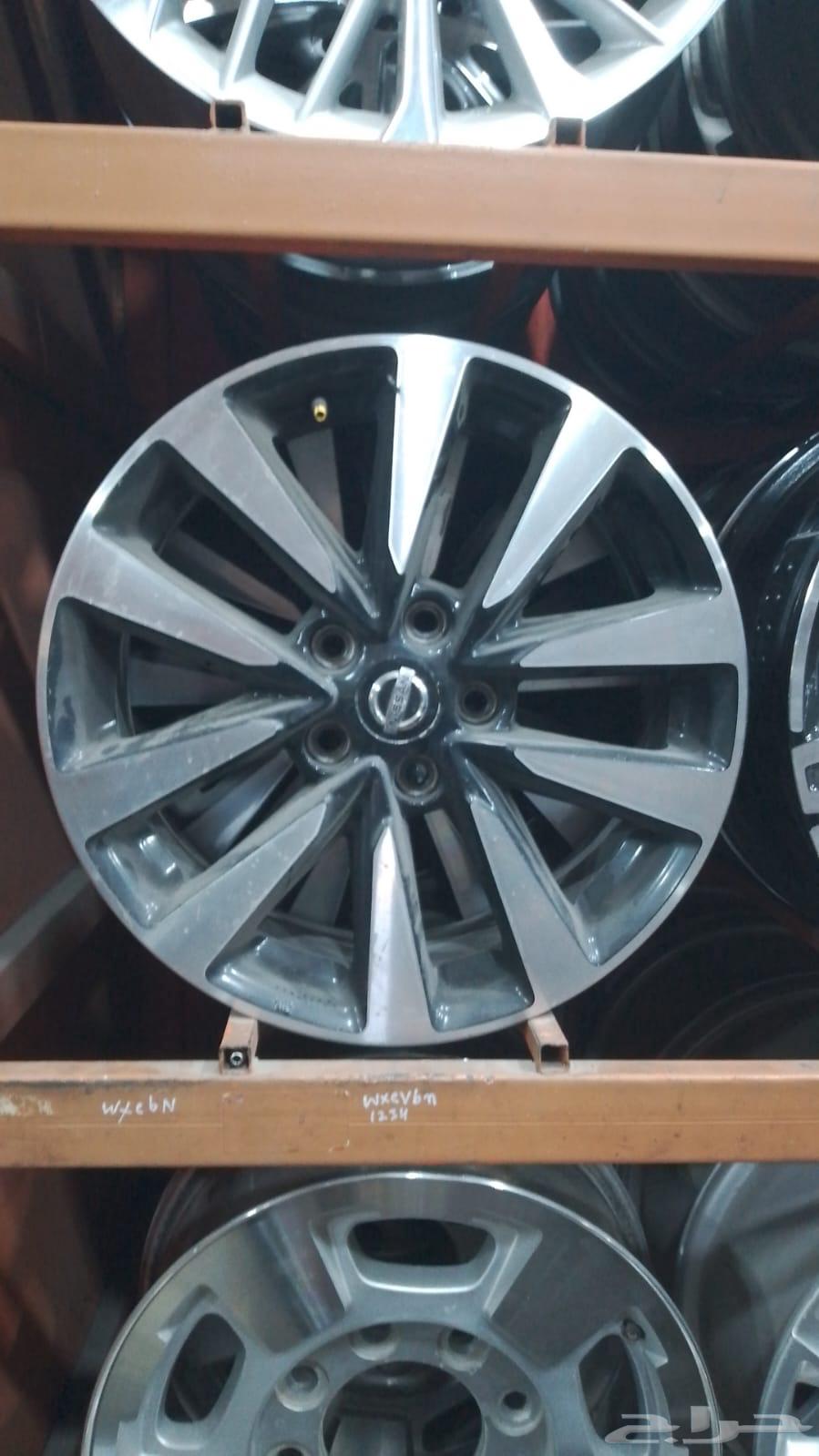 We have all types of car rims available.63057849995266114