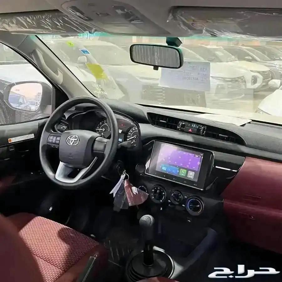 Toyota Hilux 202563062752945921112