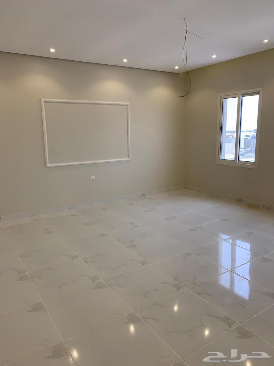 Villas and special apartments with wonderful design for sale in Al-Jubail suburb63014282022659116