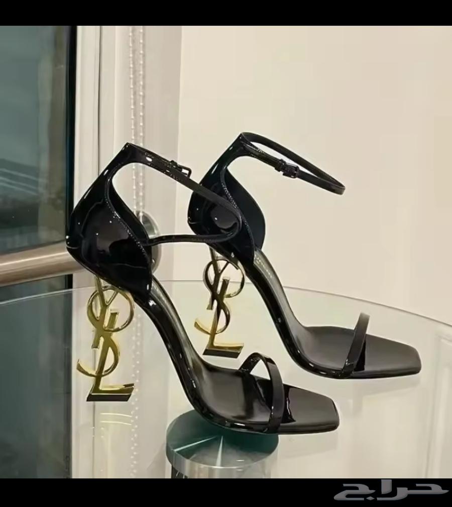 New dress and heels, used once, for sale63040751443843111
