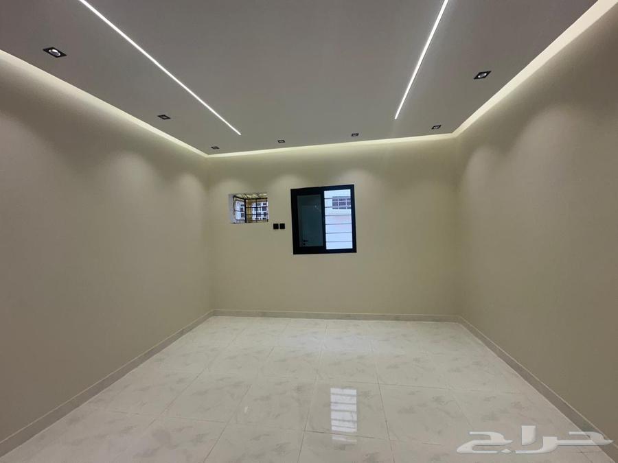 شقق سكنية وروف للبيع تمليك موقع ممتاز بجازان   ابو عريش63013825616385114
