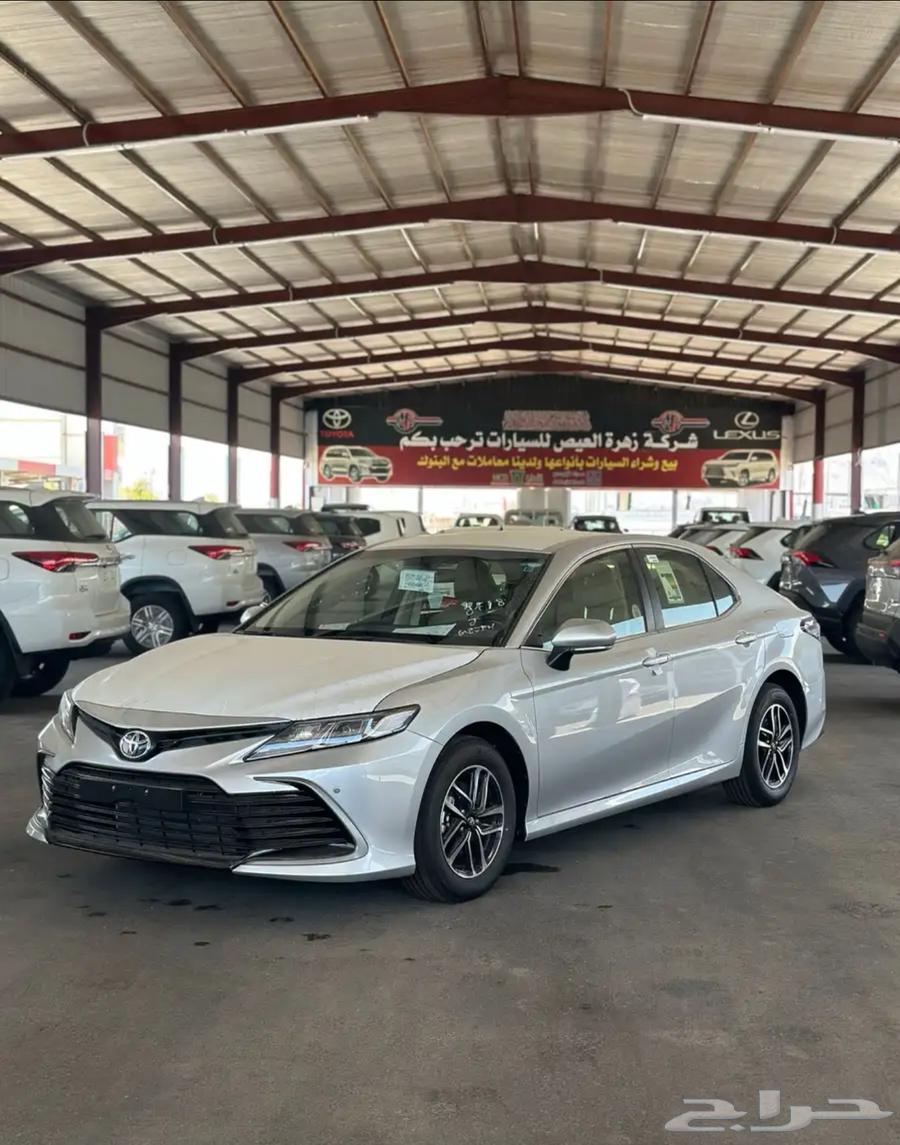 Toyota Camry LE Gasoline 2024 Cash and Installments63057877192193113