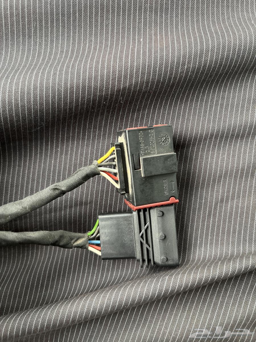 Commander device. The device is clean, used for a month and was installed on the Gladiator.63055494894721111