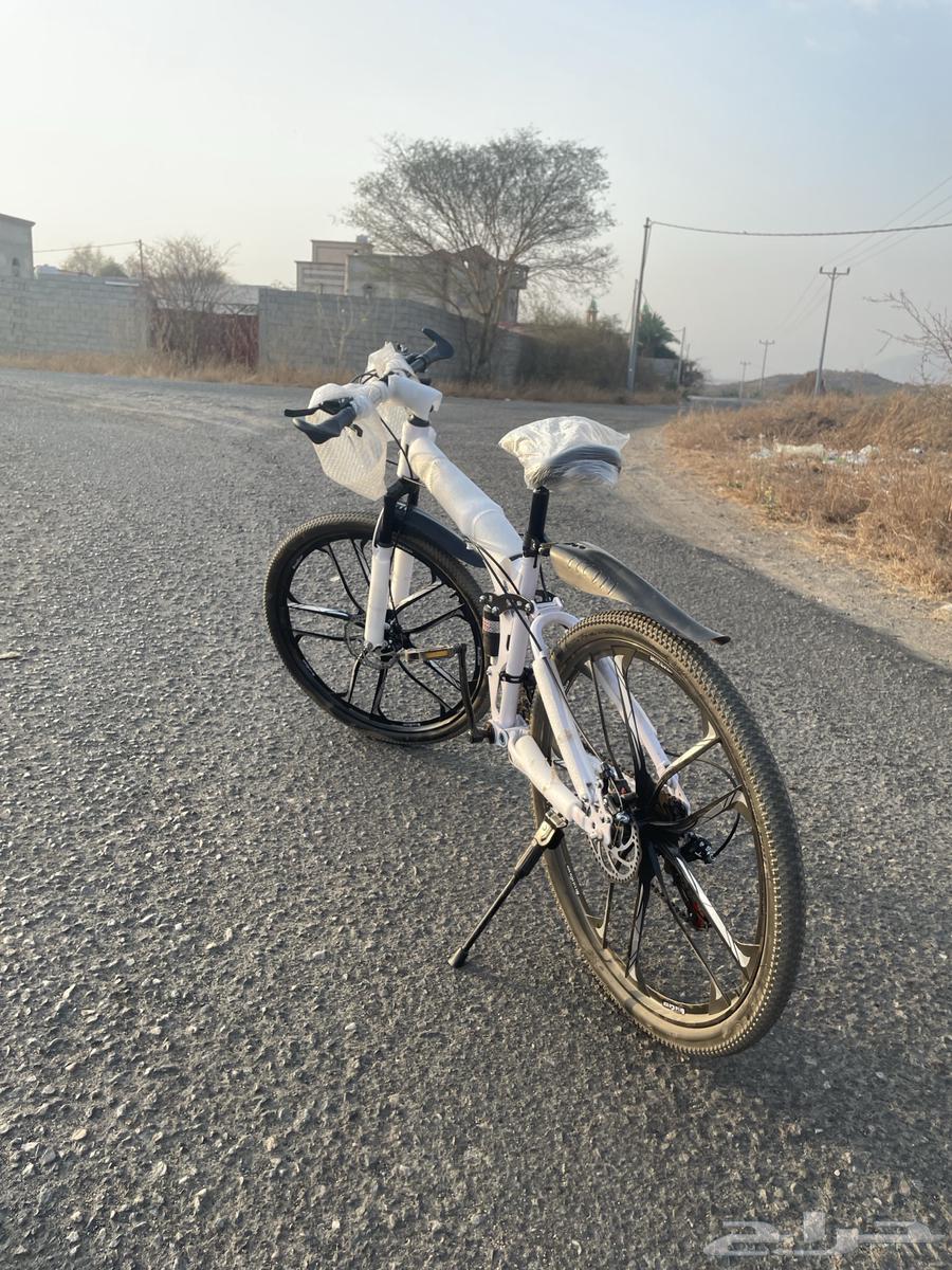 26-inch sports bicycle with 8-speed rear and 3-speed front gears63039555278210111