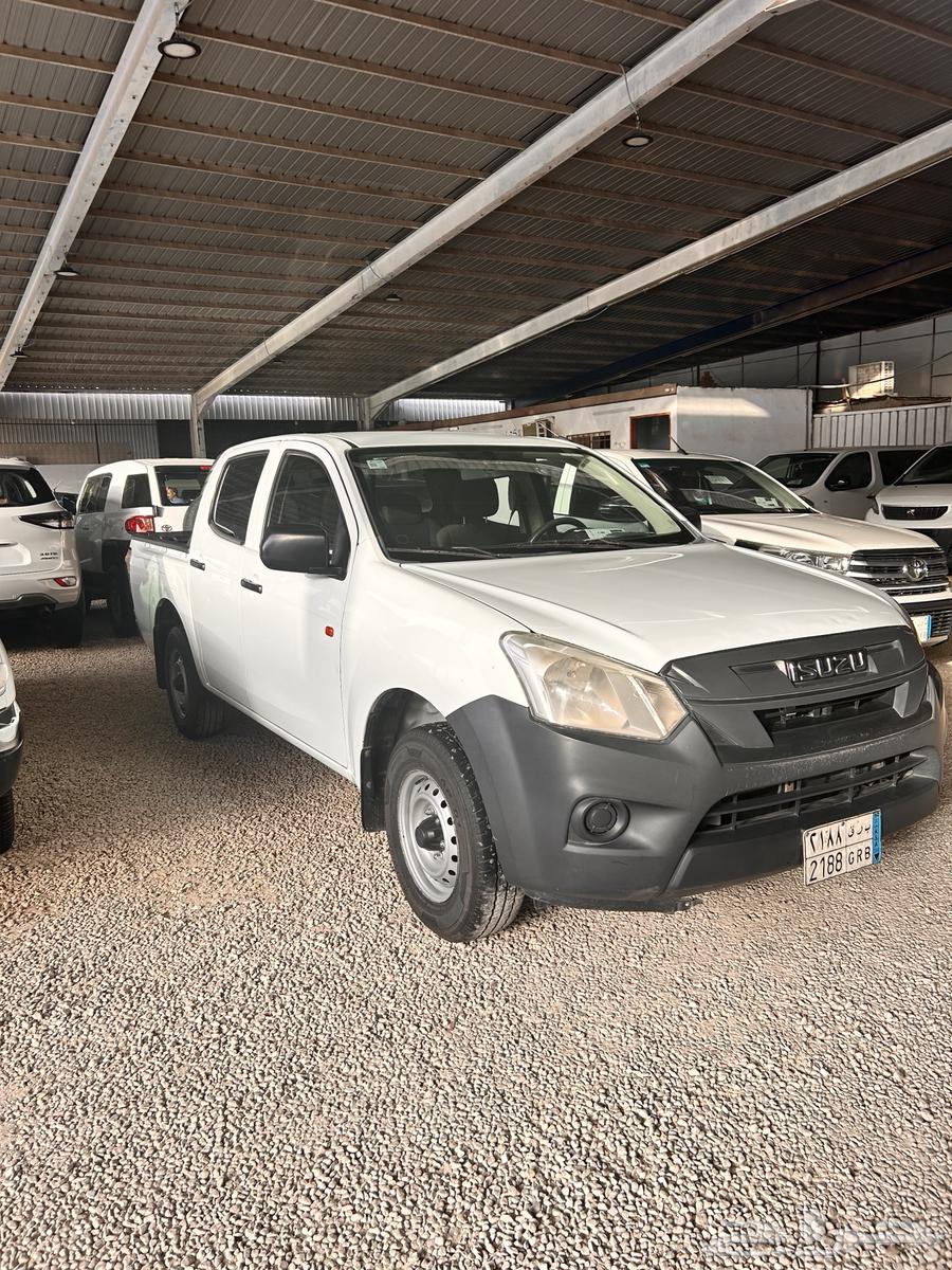 Isuzu D-Max 202063054285234562112