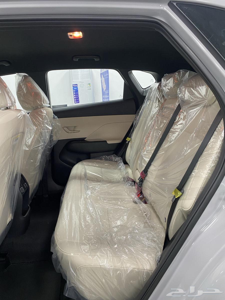 Hyundai Kona Smart 2025 Cement Gray Waleed63055849790082114