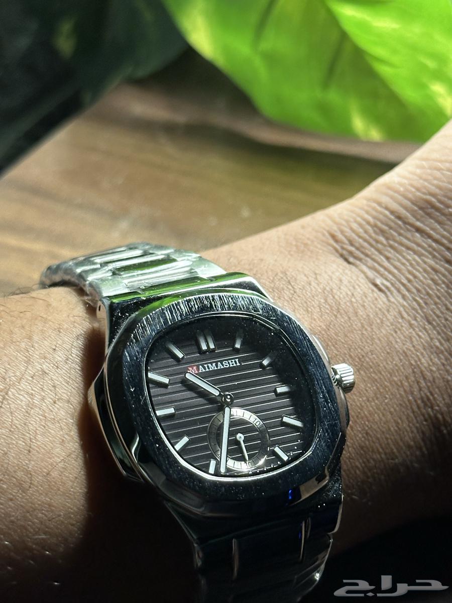 A watch similar to Patek Philippe Nautilus63041217109761111