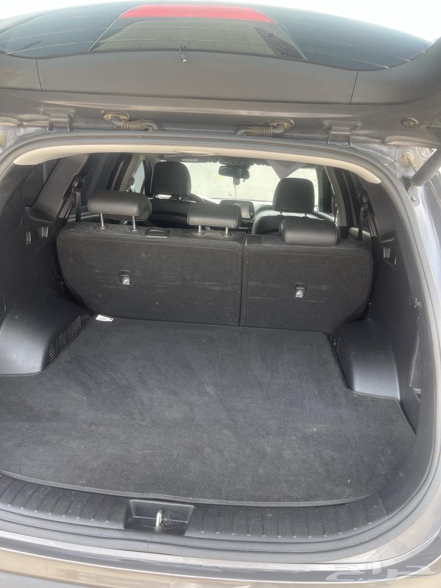 2020 Sante Fe Model, full option, no sunroof, fingerprint, remote start63053512567427117