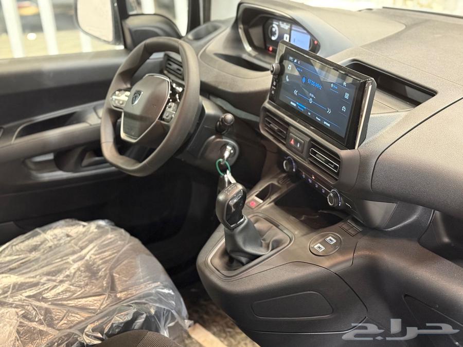 Peugeot Partner Van Diesel Model 2025 offers an exceptional driving experience63053893693955113