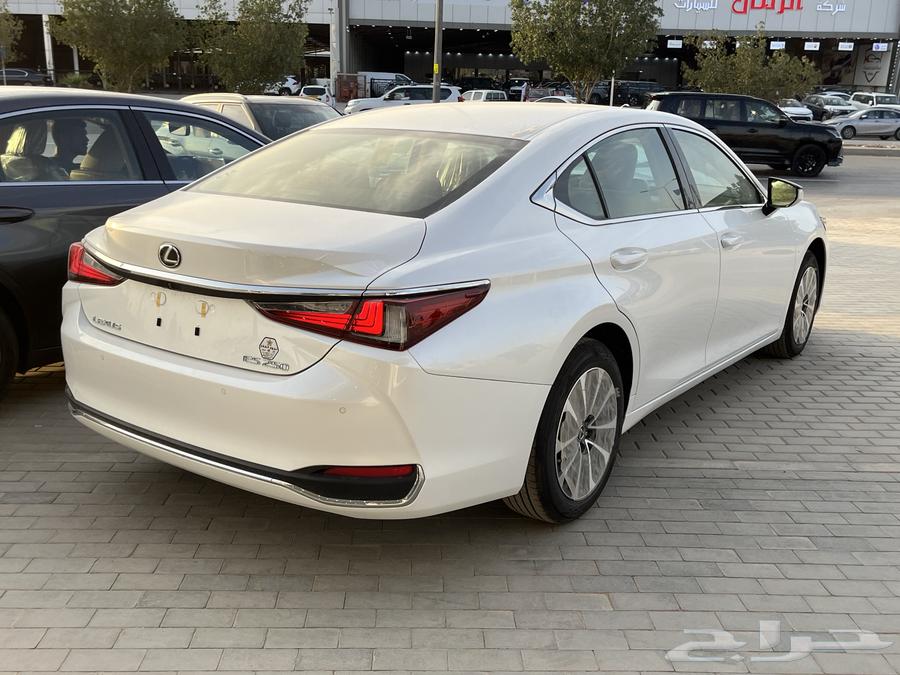 Lexus ES250 Gasoline 2025 Saudi Available Cash and Installments63055876972417113