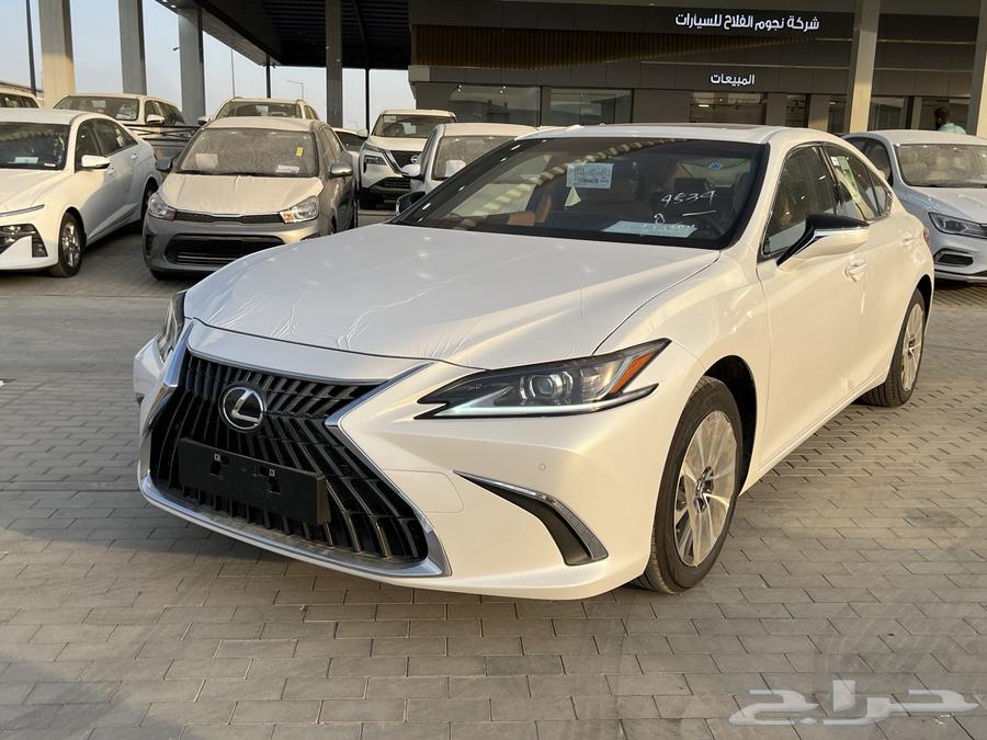 Lexus ES250 Gasoline 2025 Saudi Available Cash and Installments63055876972417111