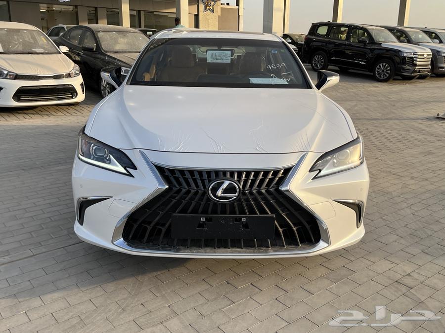 Lexus ES250 Gasoline 2025 Saudi Available Cash and Installments63055876972417112