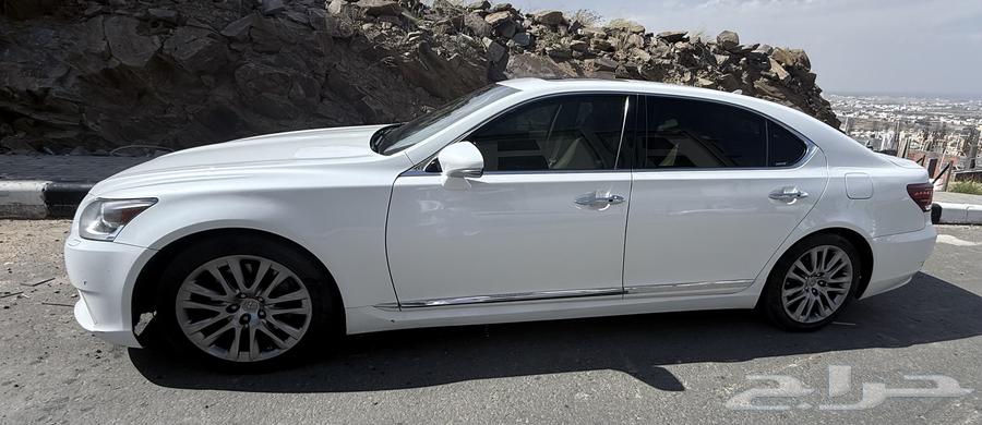 Lexus 460 Large Saudi Model 2013 VIP63055876509443114