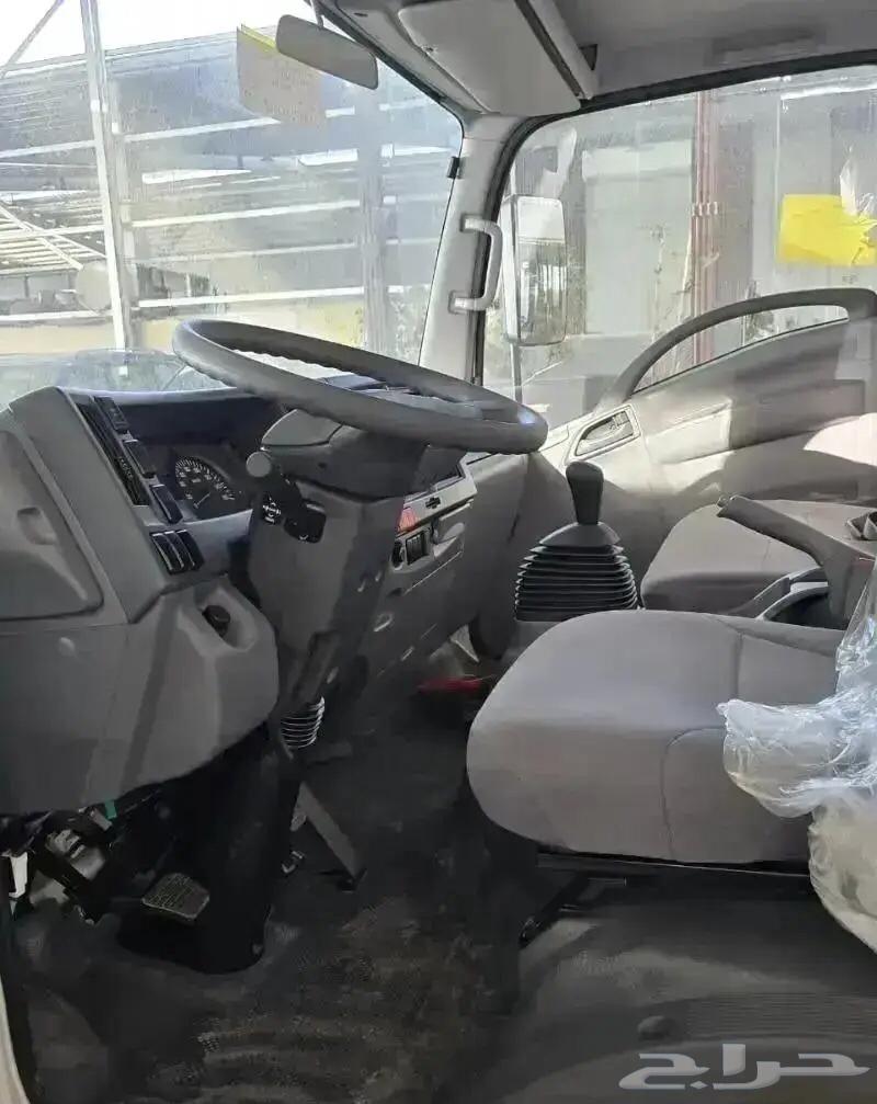 Isuzu Dina 5 Ton 2025 Chassis 4.95 Meter Japanese63056666322435114