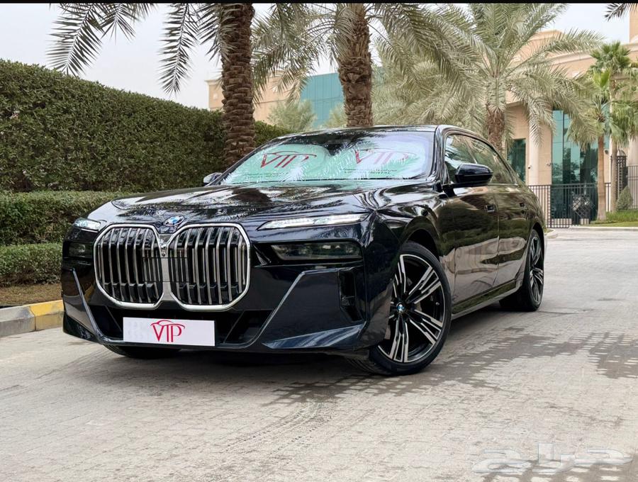 استقبال يليق بك  وسيارة أفخم مما تتخيل63052700642691111