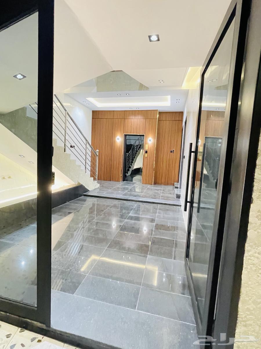 للبيع شقق تمليك علوي مع سطح مصعد راكب جاهز ابها البديع63011595419266111