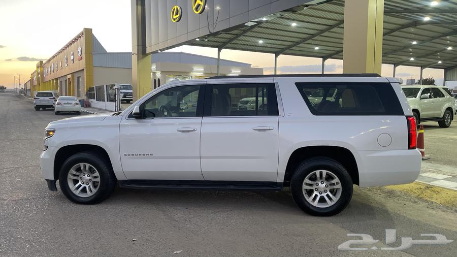 Chevrolet Suburban 201763050257196034111
