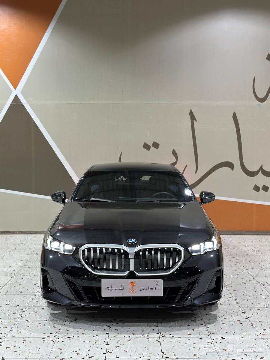 بي ام دبليو 520i فل كامل 2024 . رصد الفخامة63051042953345113