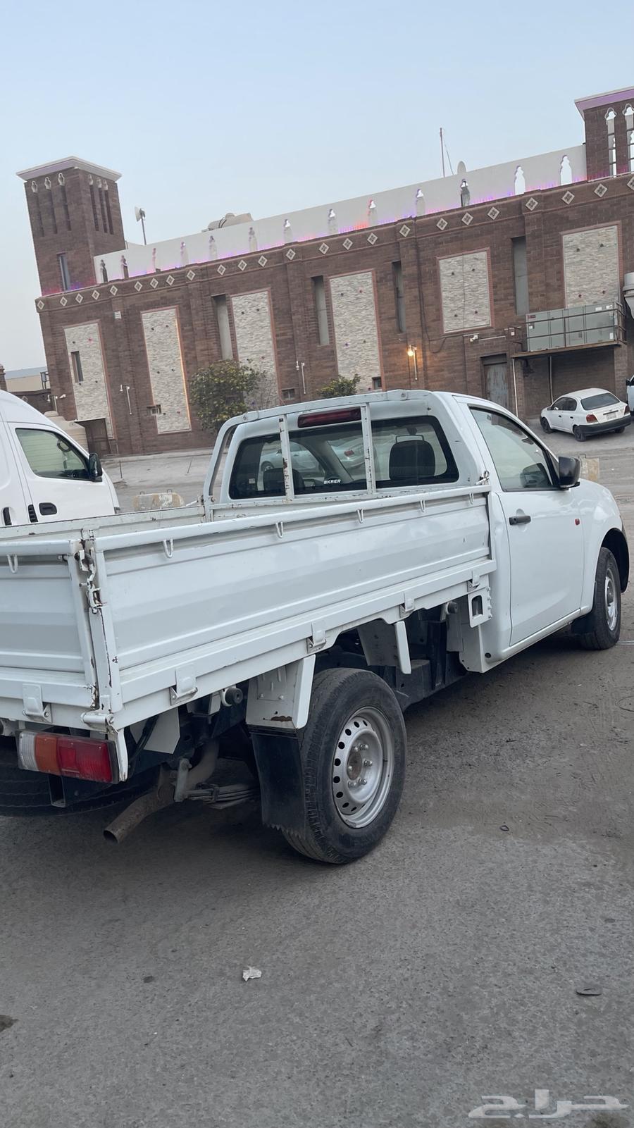 For sale, Isuzu NMR without glass double cab 202063048065456515113