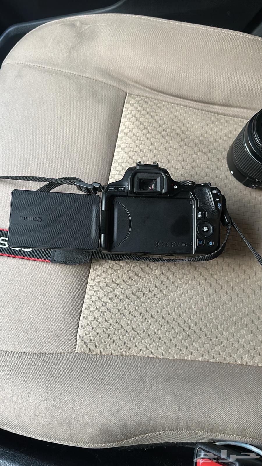 Canon 250D camera in original condition63076947826945113