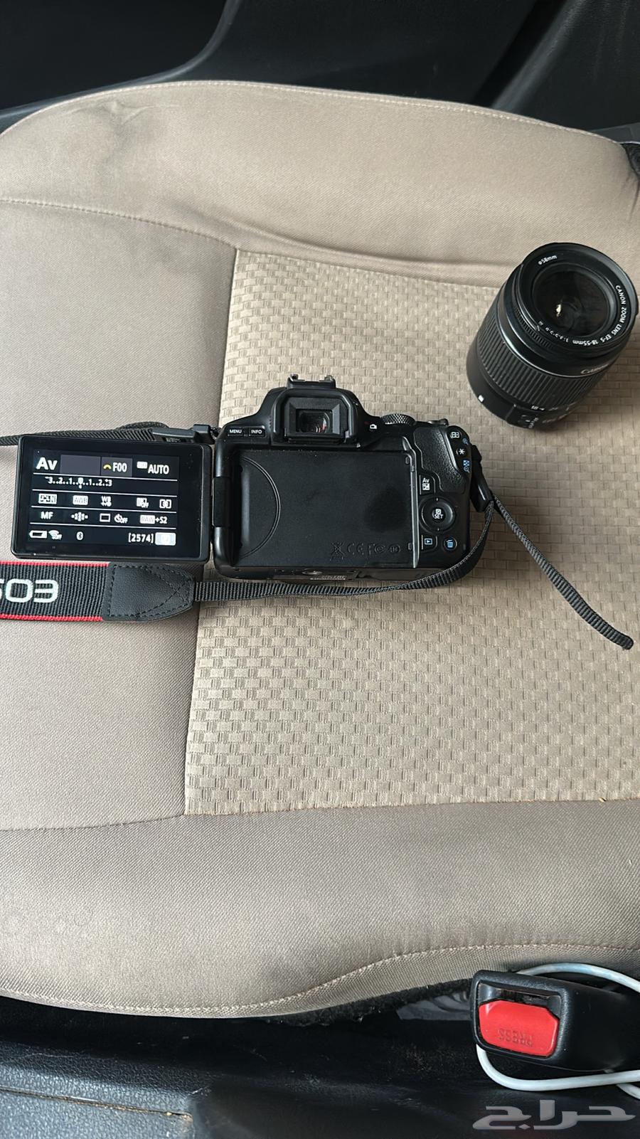 Canon 250D camera in original condition63076947826945112