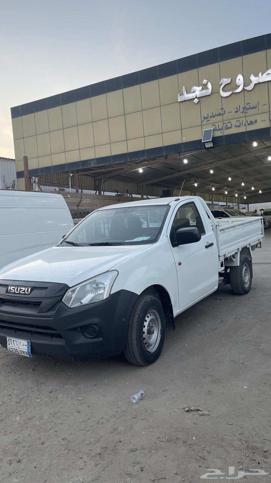 For sale, Isuzu NMR without glass double cab 202063048065456515119