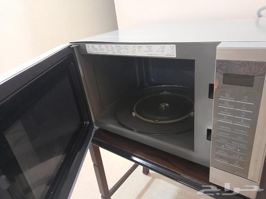 Microwave63036640974977111