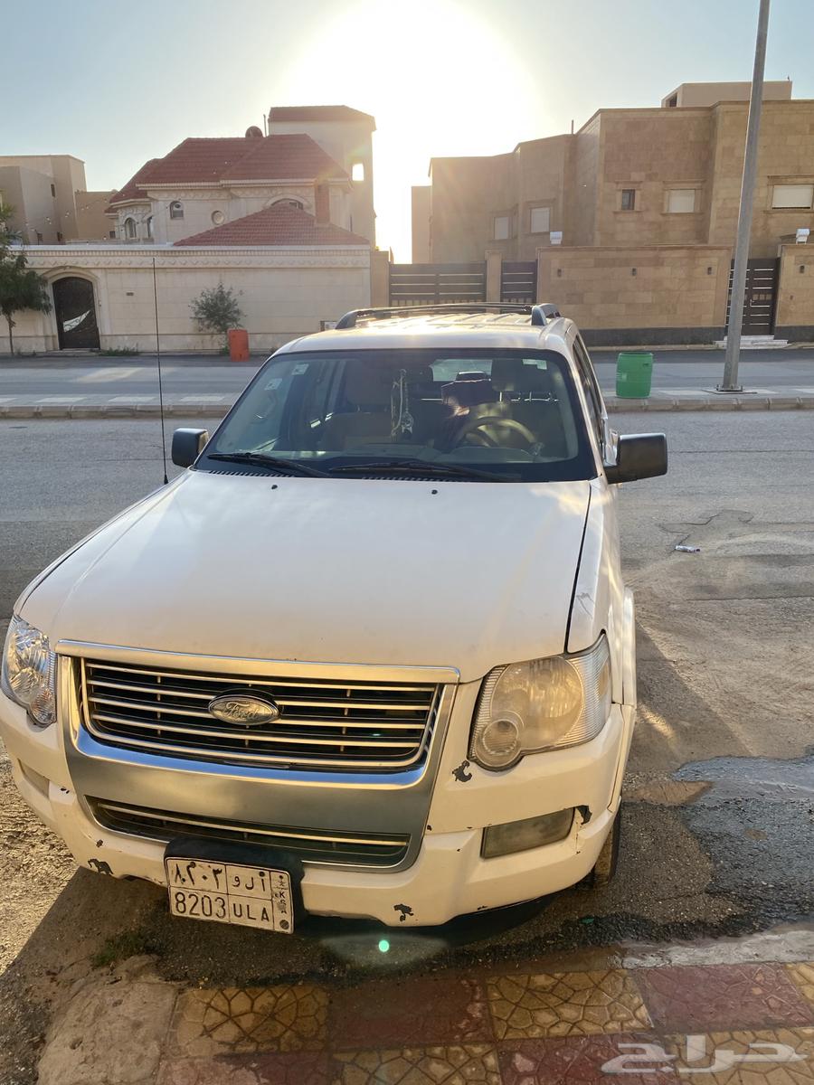 Explorer Sport Trac 2009, inspected and renewed, its warranty lasted only double the break period.63048508022145114