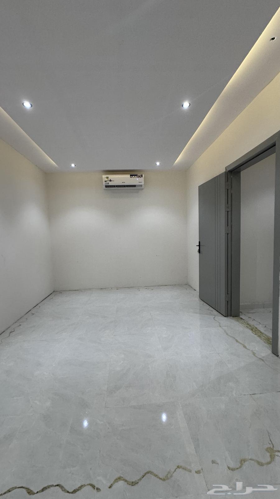 Bachelor apartments for rent63012953958658113