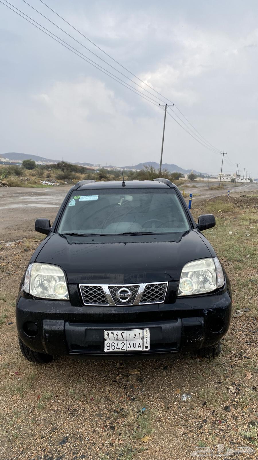 نيسان اكس تريل اسود 201063043550712323113