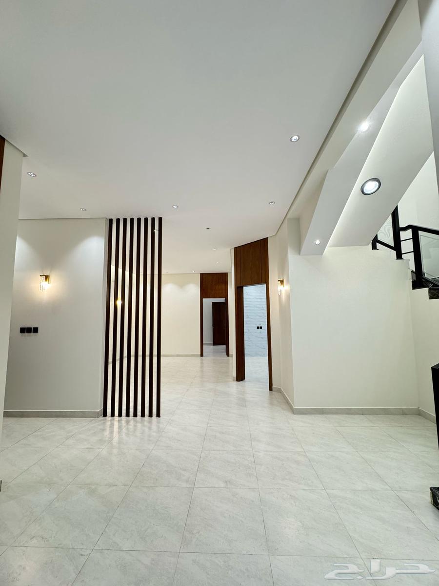 للبيع ارواف ارضيه وعلويه بمدخل سياره في ابها63012478198530112
