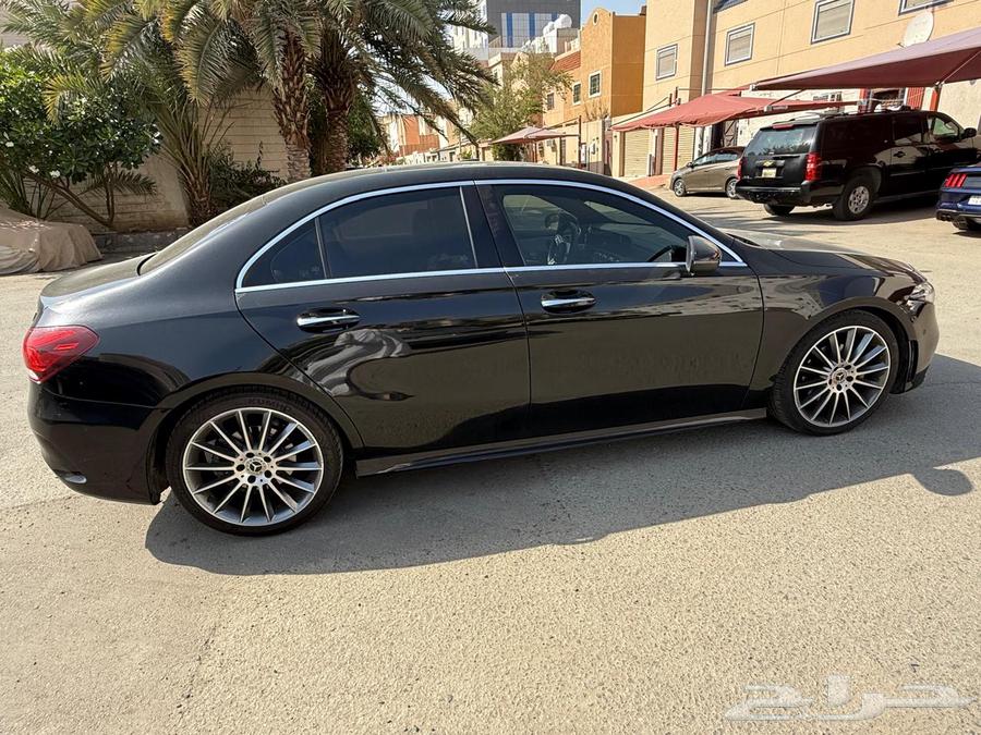 Mercedes A200 model 202163043193166977113