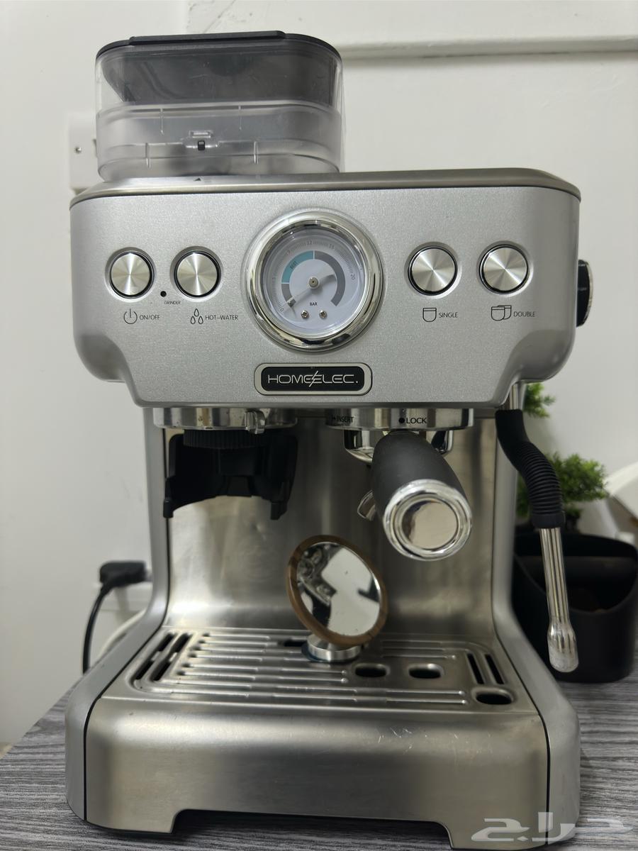 Espresso machine with built-in grinder630338401798421116