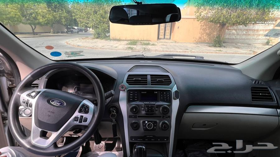 Ford Explorer 201563048512445059114