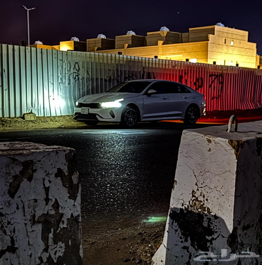 للبيع ممشى قليلk563043555454851110