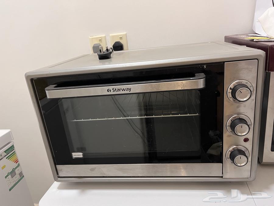Very clean electric oven toaster630342504034571126