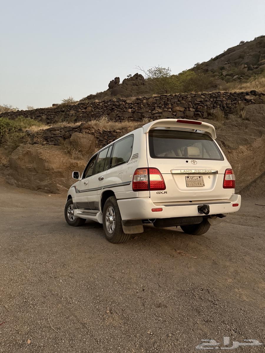 للبيع لاندكروزر GXR موديل 200663043576137217111